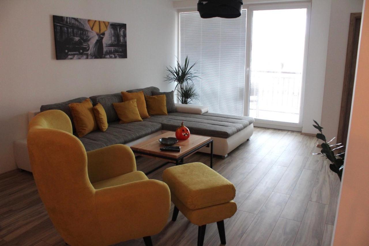 Apartment Anno Dunajska Streda Ngoại thất bức ảnh